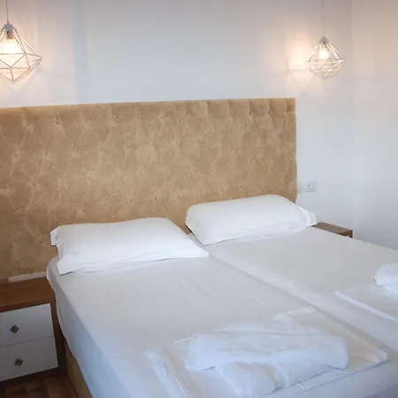 Bianco 4*