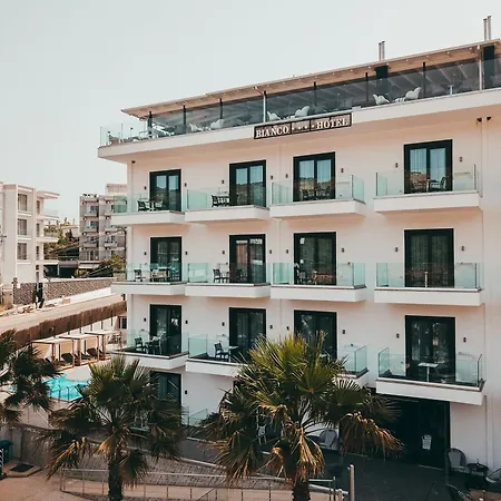 Bianco Hotel 4*