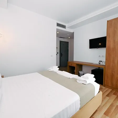 Bianco Hotel 4*