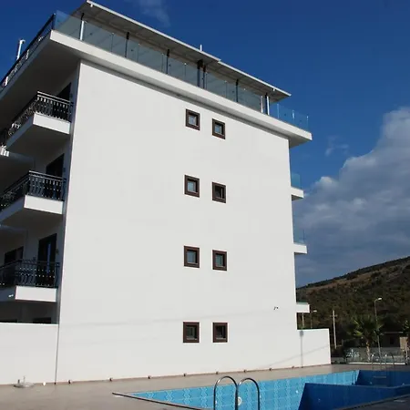 Bianco 4*