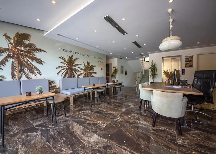 Bianco ホテル クサミル